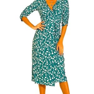 👗 Floral Wrap Dress